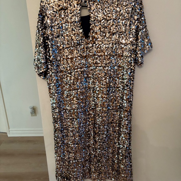 Branded clothes - Picture 8 of 9